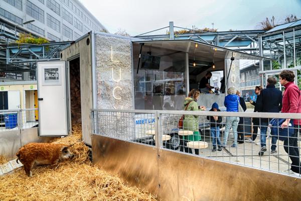 LUCY, Agri Meets Design Dutch Design Week, 2016 © Koen Vanmechelen LUCY, Agri Meets Design Dutch Design Week, 2016 © Koen Vanmechelen
