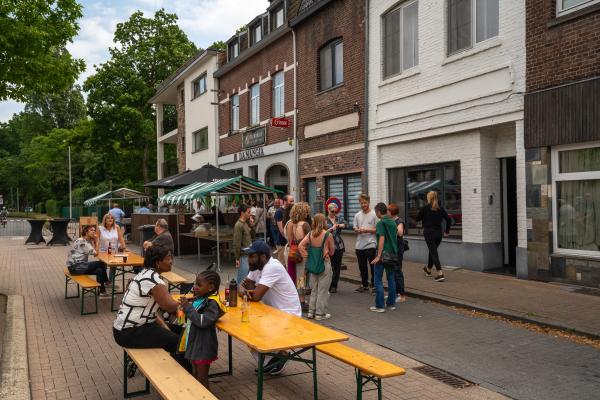 Buurtfeest NK foto KrisVervaeke.jpg Buurtfeest NK foto KrisVervaeke.jpg