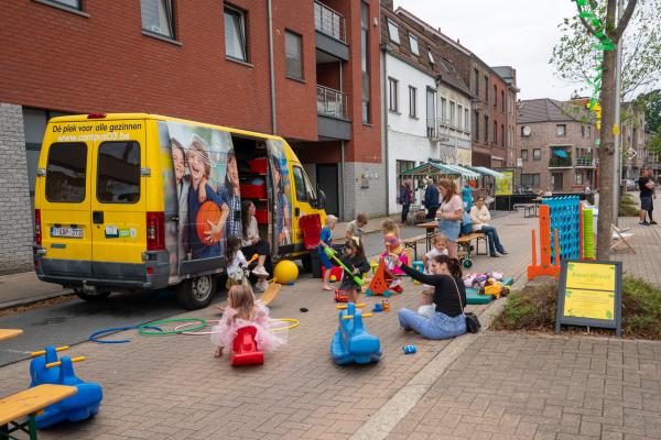 Buurtfeest NK foto KrisVervaeke.jpg Buurtfeest NK foto KrisVervaeke.jpg