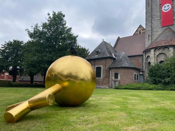 Salvator Globe © Koen Vanmechelen