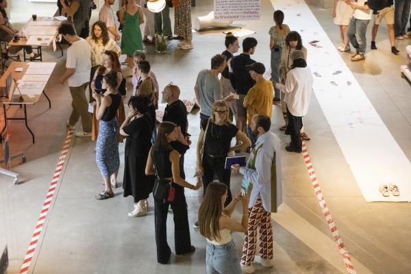 HOE_VERNISAGE_SIEBEVAES_00_26_allvernissage.jpg HOE_VERNISAGE_SIEBEVAES_00_26_allvernissage.jpg