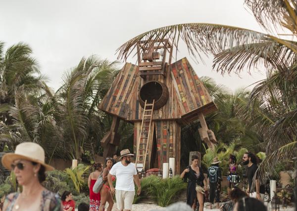 Cosmogolem, Art With Me, Tulum (MX) © Koen Vanmechelen